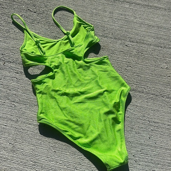 Aerie Shine Rib Voop Cheeky One Piece Swimsuit
 NWT - Picture 6 of 7